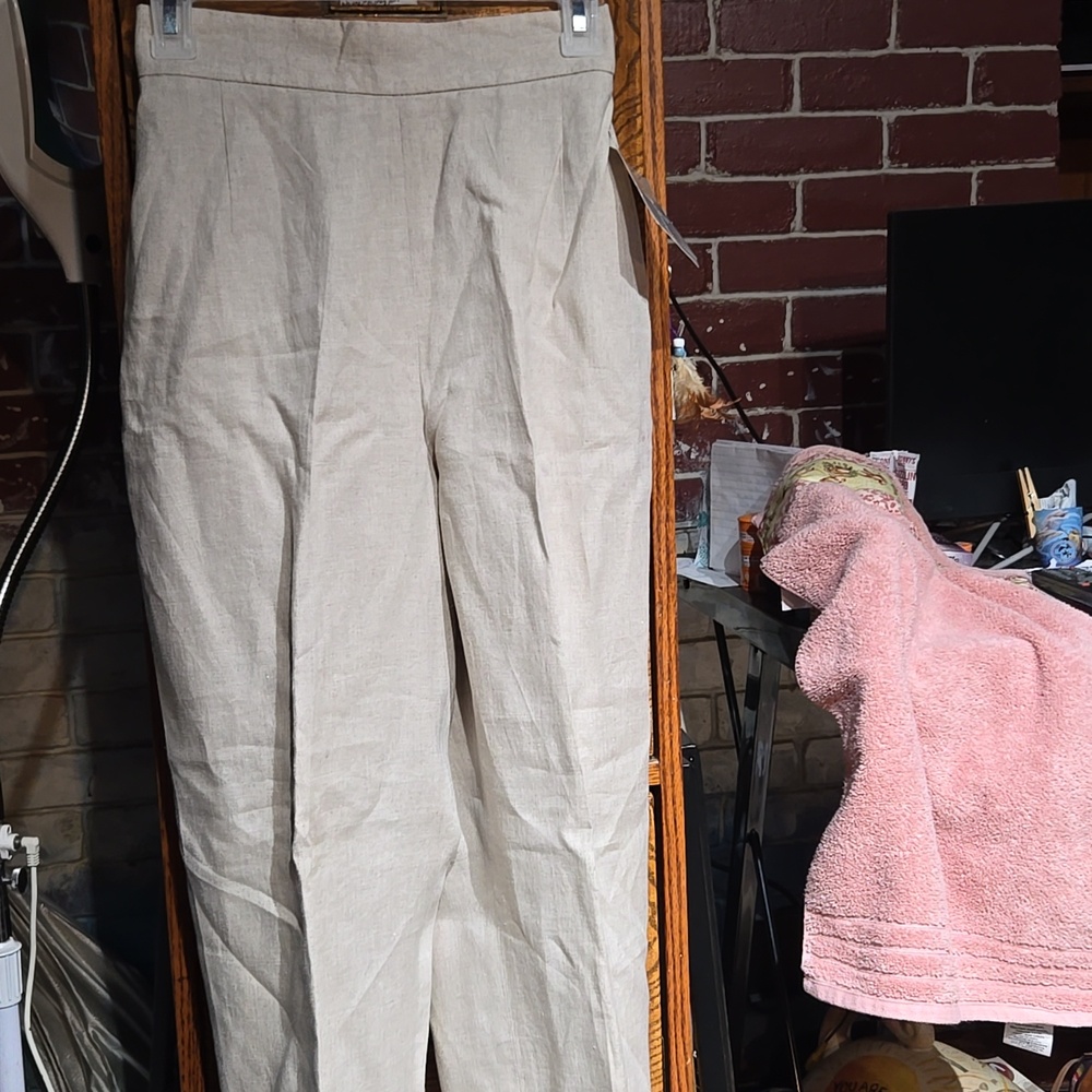 Liz Claiborne Women's Light Beige Linen-Blend w/ Hidden Side Zipper
